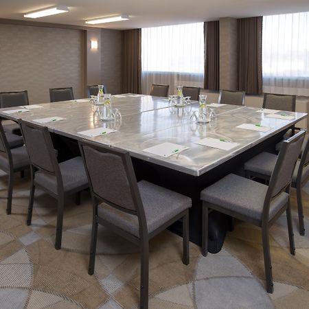 Holiday Inn Winnipeg-South By Ihg Buitenkant foto