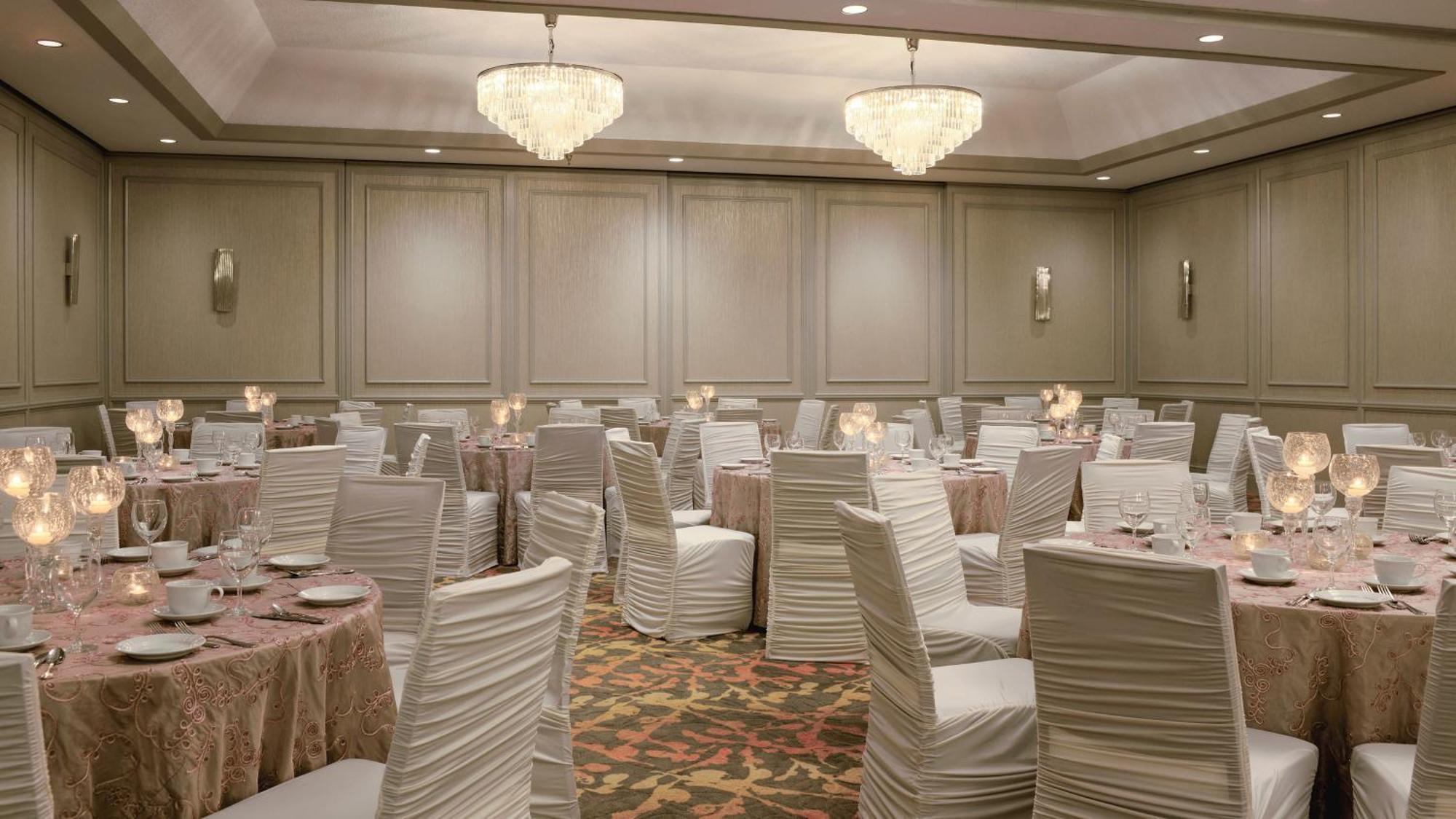 Holiday Inn Winnipeg-South By Ihg Buitenkant foto